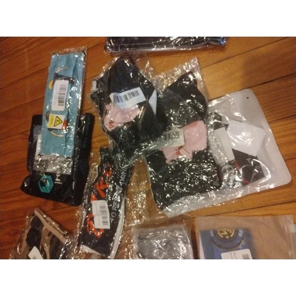 Variety of masks - Picture 3 of 6